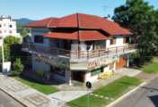 Casas e Sobrados com 4 quartos, 392,00 m², à venda por R$ 890.000,00 - Centro - Presidente Lucena